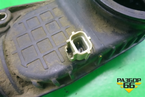 Воздуховод (2.7л 276DT) (4H2Q6K770BB) для Land Rover Discovery 3 с 2004-2009г