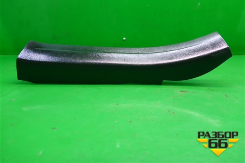 Накладка порога внутренняя заднего правого (BHN968730) для Mazda Mazda 3 (BM) с 2013-2019г