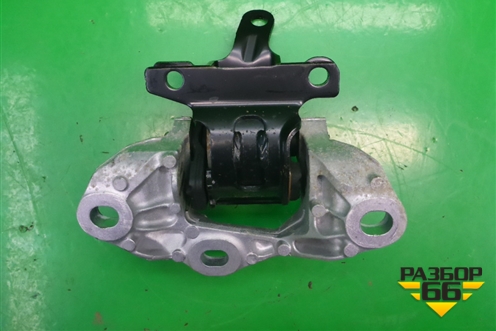 Опора КПП левая (АКПП 1.5л P5 пробег 1100 км) для Mazda Mazda 3 (BM) с 2013-2019г