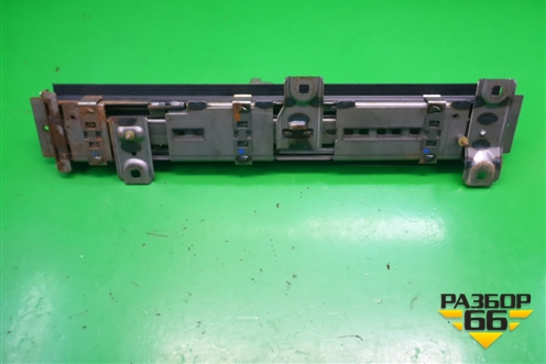 Салазки сиденья (третий ряд) для Mitsubishi Grandis с 2004г (Грандис)