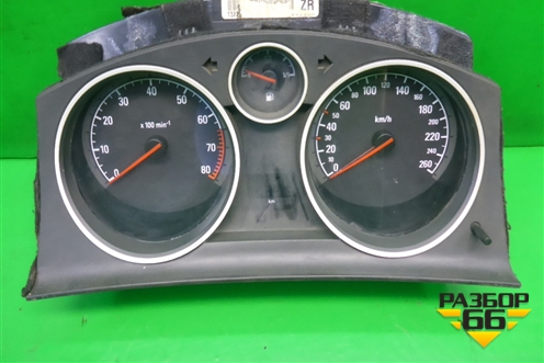 Щиток приборов МКПП (A2053164392) для Opel Astra H с 2004-2015г
