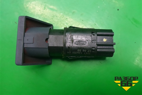 Кнопка аварийной сигнализации (7T1T13A350) для Ford Transit Connect c 2002г