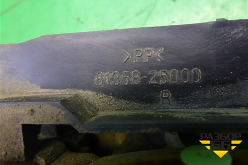 Замок двери передней правой (8135825000) для Hyundai Aсcent с 2000г