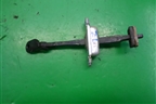 Ограничитель двери задней левой для Hyundai Tucson с 2004-2010г
