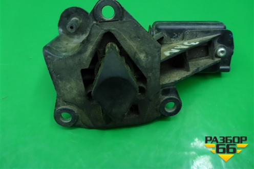 Кнопка открывания багажника для Renault Clio с 1998-2002г