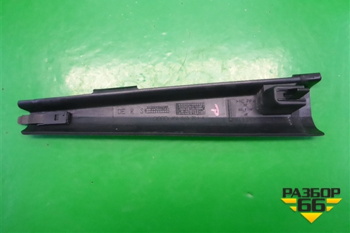 Накладка на торпедо (вертикальная правая) (4F0868204A) для Audi A6 (C6) с 2004-2011г