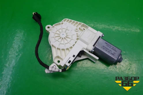 Моторчик стеклоподъёмника передний правый (8K0959802B) для Audi A6 (C6) с 2004-2011г