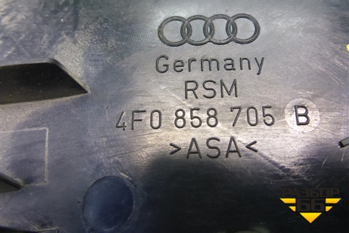 Накладка двери передней левой уголок (4F0858705B) для Audi A6 (C6) с 2004-2011г