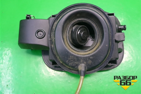 Лючок бензобака (8E0010184R) для Audi A6 (C6) с 2004-2011г