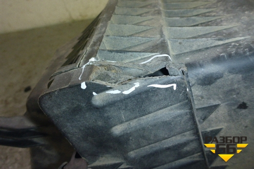 Корпус воздушного фильтра (правый35) для Infiniti Infiniti M35/45 (Y50) с 2004-2009г
