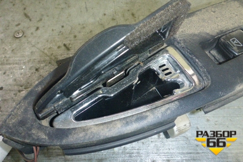 Кнопка стеклоподъёмника задняя правая для Infiniti Infiniti M35/45 (Y50) с 2004-2009г