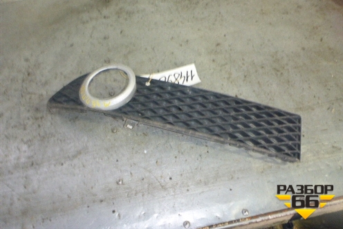 Накладка ПТФ правая (62256EG600) для Infiniti Infiniti M35/45 (Y50) с 2004-2009г