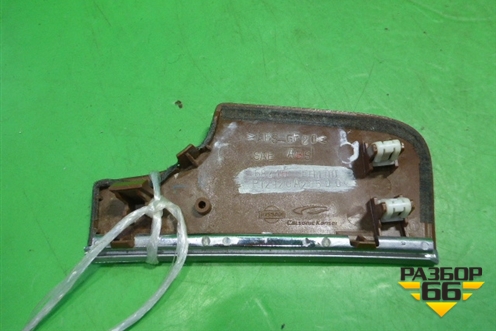 Накладка на торпедо центральная (68410EH100) для Infiniti Infiniti M35/45 (Y50) с 2004-2009г