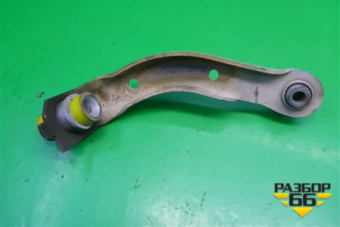 Кронштейн подрамника левый (8200127324) для Renault Clio с 2005-2012г