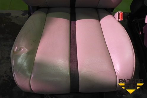 Сиденья комплект (кожа с AIR BAG и подогревом) для Mazda CX 7 с 2006-2012г