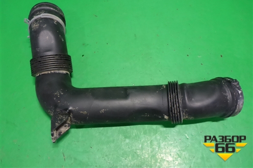 Патрубок воздушного фильтра (1K0129618AJ) для Volkswagen Jetta с 2005-2011г