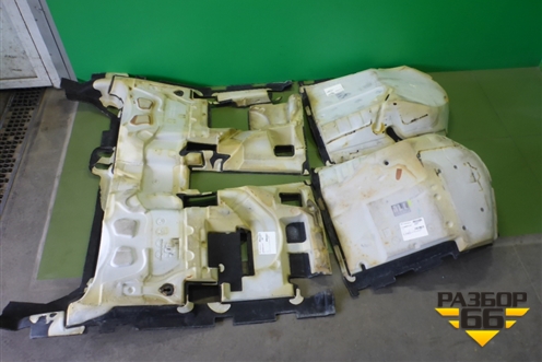 Покрытие напольное (A1646800041) для Mercedes Benz ML-Klass W164 c 2005-2011г