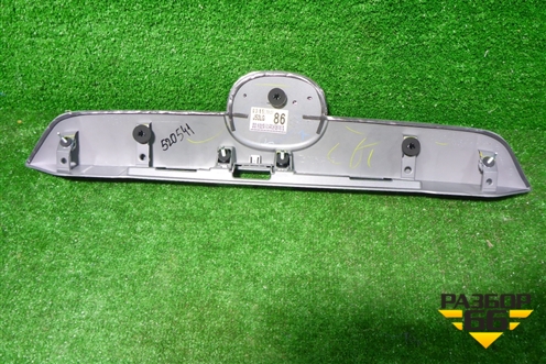 Накладка двери багажника (KD5350810A) для Mazda CX 5 с 2012-2016г