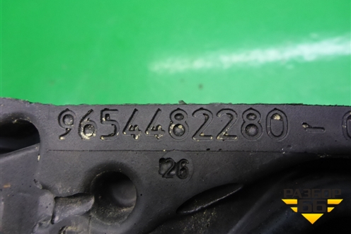 Пыльник переднего крыла левого (верхний) для Peugeot 207 с 2006-2015г