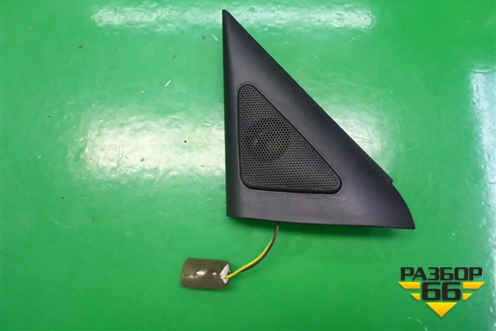 Накладка двери передней левой уголок для Hyundai Sonata-5 с 2001г (Соната)