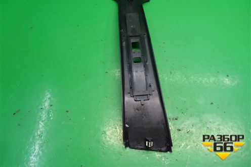 Обшивка стойки центральная верхняя правая (L5402221A1) для Lifan Breez с 2007г (Бриз)