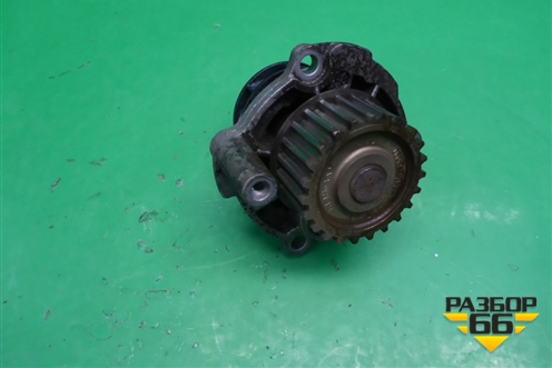 Насос водяной помпа (1.6л BSE) (06A121031C) для Volkswagen Jetta с 2005-2011г
