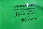 Стекло двери задней левой форточка (универсал 2008г) (8200576694) для Renault Megane 2 с 2002-2009г