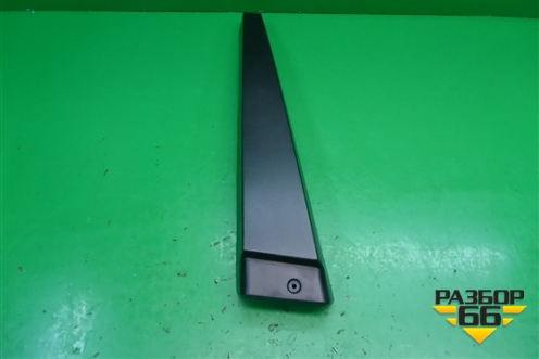 Накладка стойки (центральной правой) (8200073436) для Renault Megane 2 с 2002-2009г