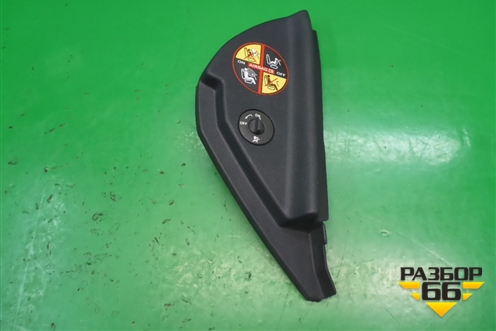 Накладка на торпедо (боковая правая) (8200179045) для Renault Megane 2 с 2002-2009г