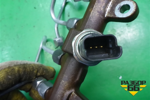 Рейка топливная рампа (1.5л K9KP732) (8200815617) для Renault Megane 2 с 2002-2009г