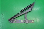 Петля крышки багажника левая (2M51F42701AA) для Ford Focus 1 с 1998-2004г