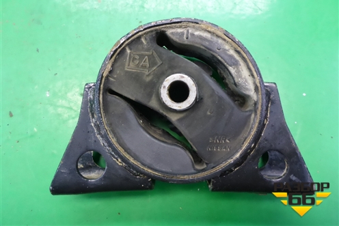 Опора двигателя передняя (112715M400) для Nissan Primera (P12E) с 2001-2008г