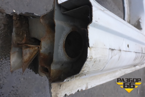 Порог со стойкой правый для Nissan Primera (P12E) с 2001-2008г