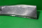 Обшивка багажника на заднюю панель (7L6863459) для Volkswagen Touareg c 2002-2010г