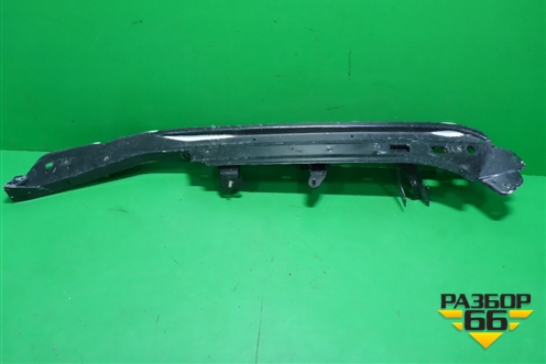 Кронштейн переднего крыла левый (7L6805175D) для Volkswagen Touareg c 2002-2010г