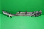 Кронштейн переднего крыла левый (7L6805175D) для Volkswagen Touareg c 2002-2010г