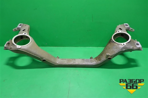 Балка передняя поперечная (крепления опор двигателя) (7L0199207A) для Volkswagen Touareg c 2002-2010г