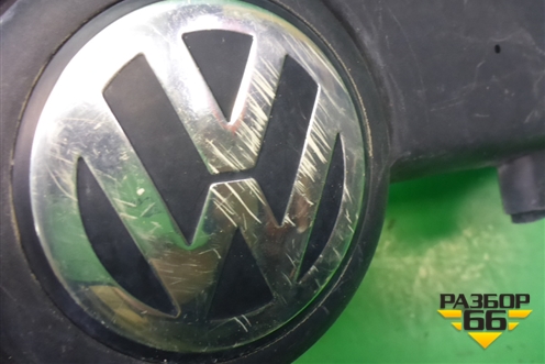 Накладка декоративная на двигатель (задняя) (022103925AJ) для Volkswagen Touareg c 2002-2010г