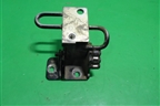 Петля двери передней левой нижняя (7L0831411) для Volkswagen Touareg c 2002-2010г
