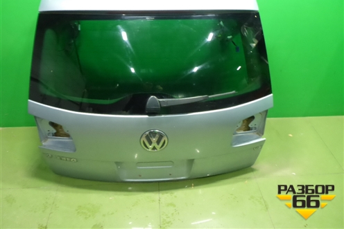 Дверь багажника со стеклом для Volkswagen Touareg c 2002-2010г