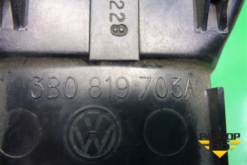Дефлектор воздушный левый (3B0819703A) для Volkswagen Passat (B5) с 1996-2005г
