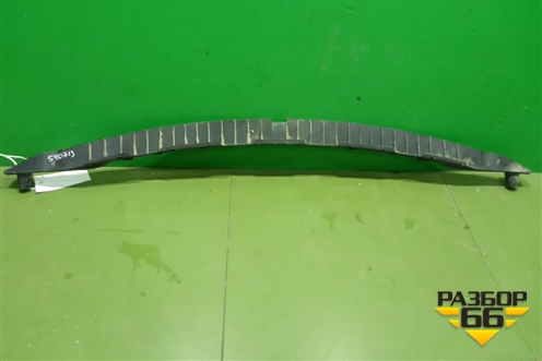 Кронштейн заднего бампера центральный (7L6807863B) для Volkswagen Touareg c 2002-2010г
