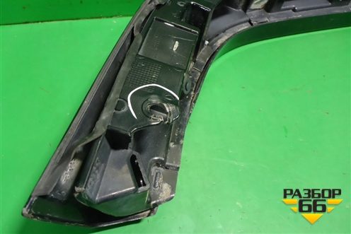 Накладка заднего крыла левого (A4638812700) для Mercedes Benz G-Klass W463 с1989г