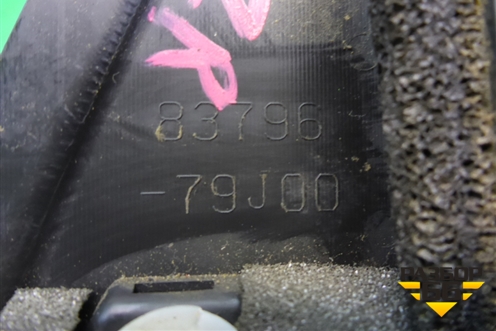 Накладка двери задней правой (уголок хетчбэк) (8379679J00) для Suzuki SX4 с 2006-2013г