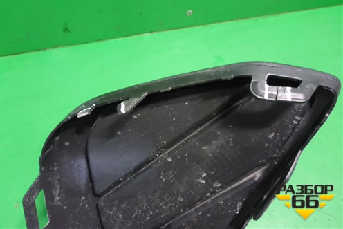 Накладка переднего бампера левая (под парктроник) (6N5853665A) для Volkswagen Polo с 2020г