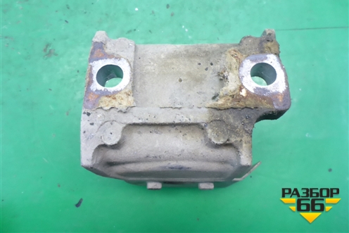 Кронштейн КПП задний для Mitsubishi Outlander с 2002-2009г