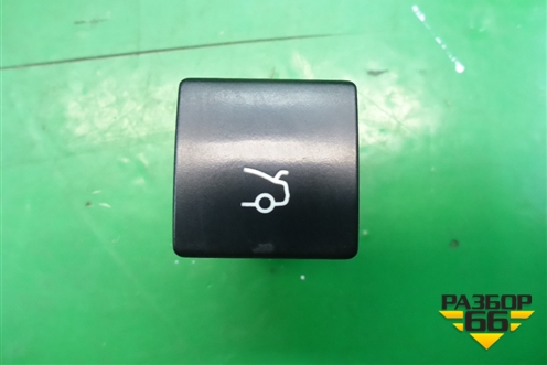 Кнопка открывания багажника (98006208XT) для Peugeot 408 с 2012г