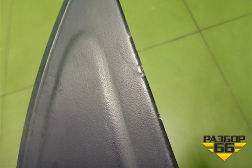 Накладка двери задней правой (уголок) (96604558) для Chevrolet Lanos с 2004г