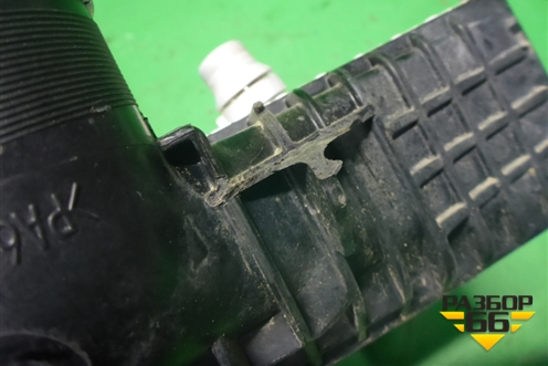 Интеркулер (3.0л) (EM831001) для Land Rover Range Rover Sport с 2013-2022г