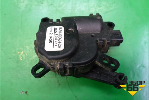 Моторчик заслонки отопителя (1S7H19B634CA) для Ford Fusion с 2002г